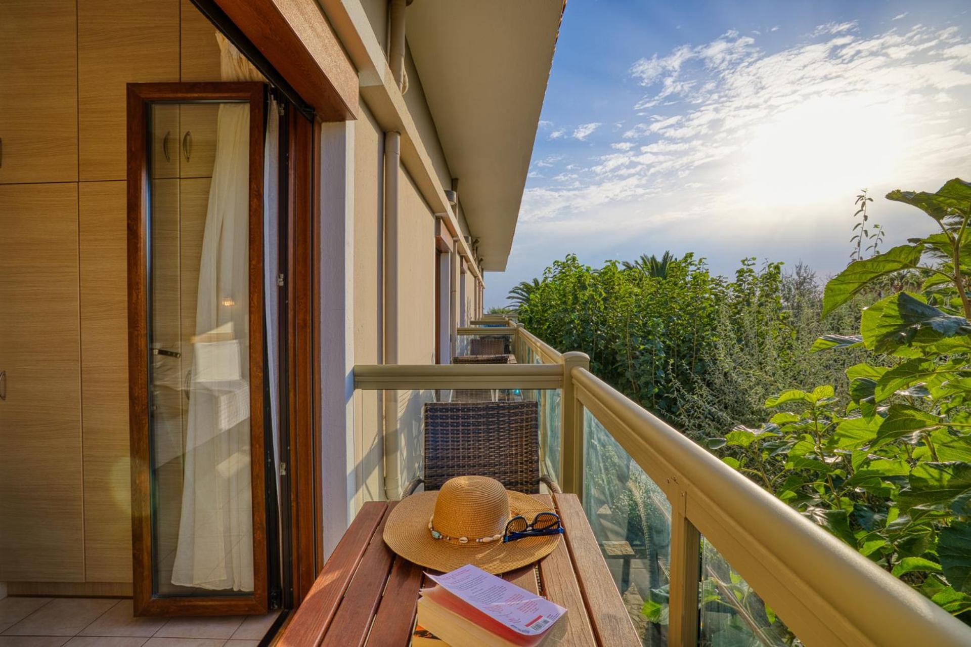 Platy Beach Hotel Zewnętrze zdjęcie